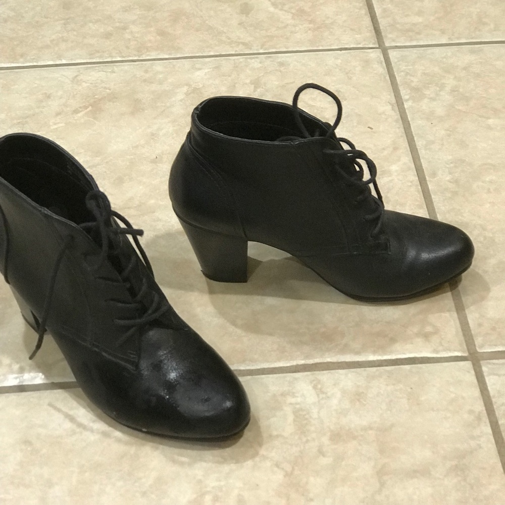 Black dressy booties White Mountain 3” heel.